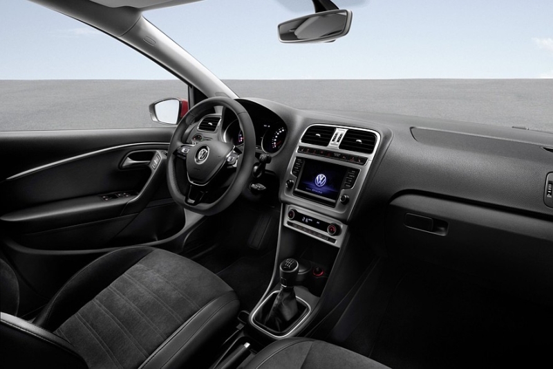 Выбираем хэтчбек B-класса с пробегом за 1,5 миллиона рублей: моторы – одни, коробки – разные