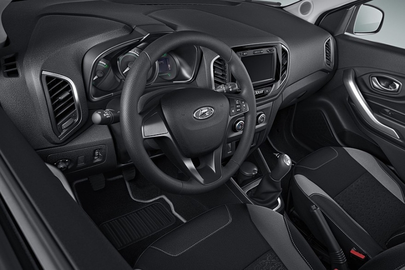 Выбираем хэтчбек B-класса с пробегом за 1,5 миллиона рублей: моторы – одни, коробки – разные