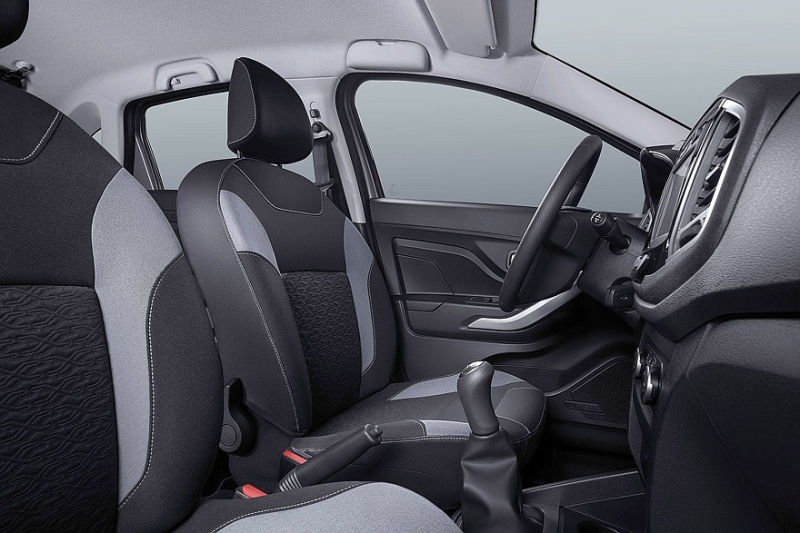 Выбираем хэтчбек B-класса с пробегом за 1,5 миллиона рублей: моторы – одни, коробки – разные