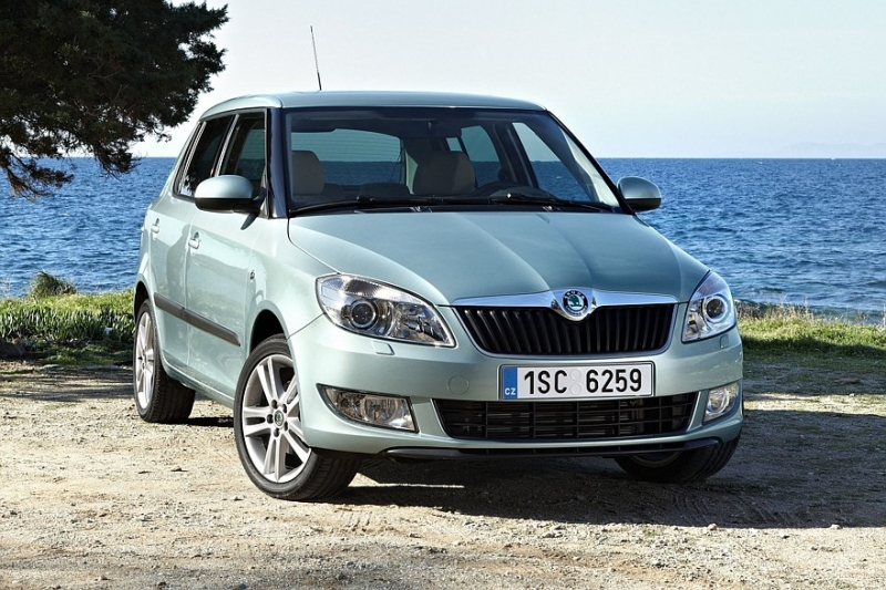 Выбираем хэтчбек B-класса с пробегом за 1,5 миллиона рублей: моторы – одни, коробки – разные