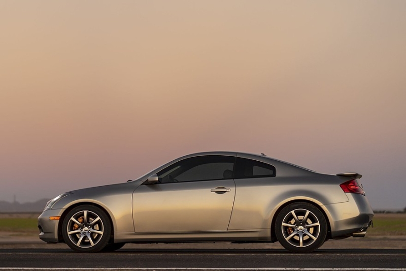 Выбираем премиальное купе с пробегом за миллион рублей: машина Тимати и подход Франкенштейна