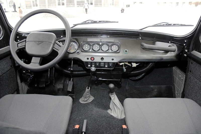 Выбираем рамный внедорожник с пробегом за 500 тысяч рублей: семиместные есть, надёжных – нет