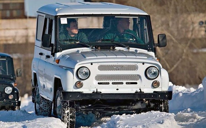 Выбираем рамный внедорожник с пробегом за 500 тысяч рублей: семиместные есть, надёжных – нет