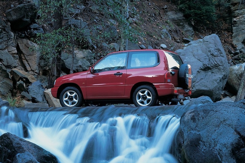 Выбираем рамный внедорожник с пробегом за 500 тысяч рублей: семиместные есть, надёжных – нет