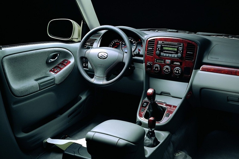 Выбираем рамный внедорожник с пробегом за 500 тысяч рублей: семиместные есть, надёжных – нет