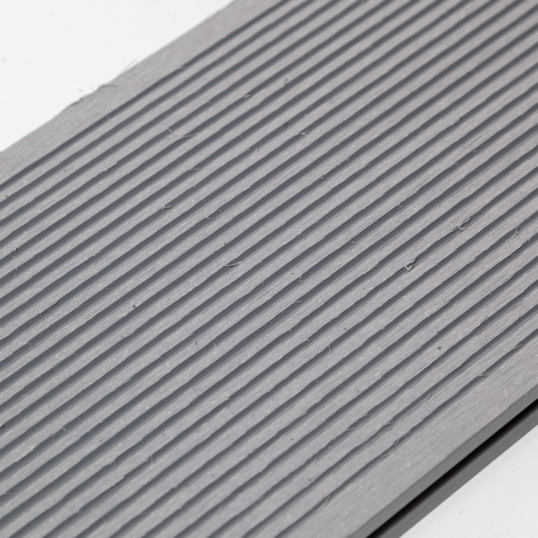 Преимущества выбора террасы из ДПК