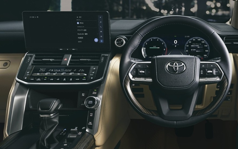 Toyota слегка обновила внедорожник Land Cruiser 300