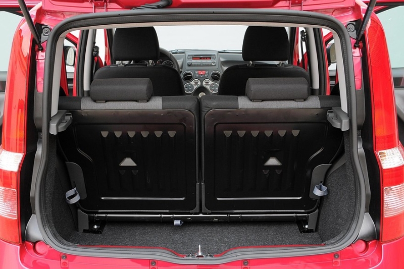 Выбираем хэтчбек А-класса с пробегом за 500 тысяч рублей: полный привод и немецкая классика