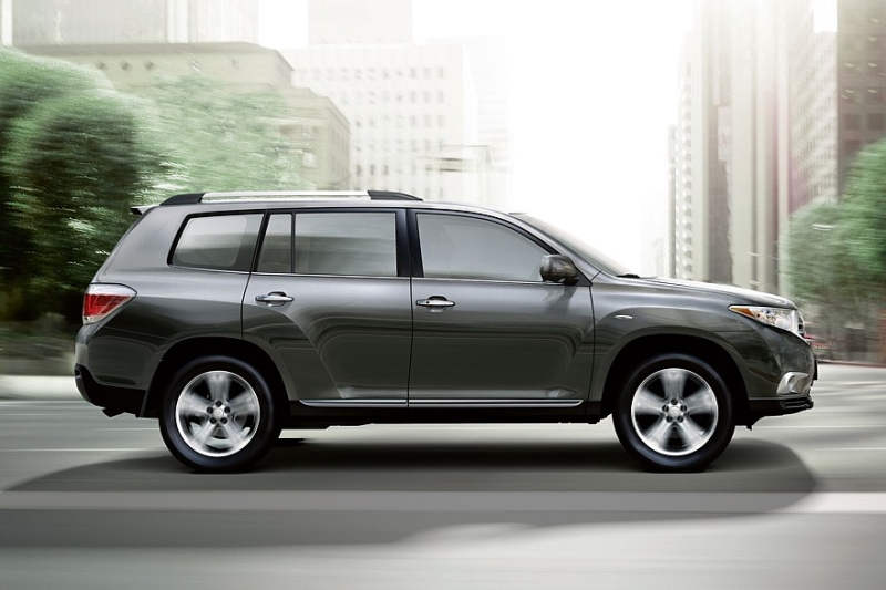 Выбираем кроссовер E-класса с пробегом за 1,5 миллиона: украденные фары и вожделенный 3,5