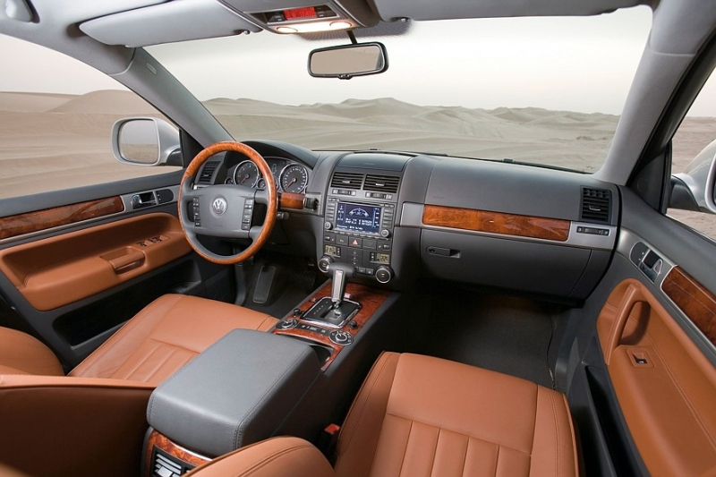 Выбираем кроссовер E-класса с пробегом за 1,5 миллиона: украденные фары и вожделенный 3,5