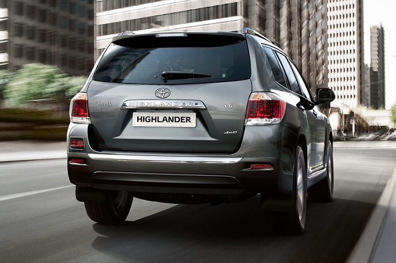 Выбираем кроссовер E-класса с пробегом за 1,5 миллиона: украденные фары и вожделенный 3,5