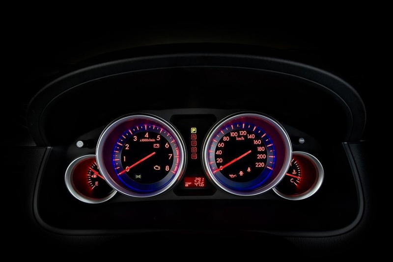 Выбираем кроссовер E-класса с пробегом за 1,5 миллиона: украденные фары и вожделенный 3,5