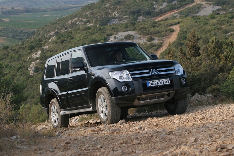 Выбираем кроссовер E-класса с пробегом за 1,5 миллиона: украденные фары и вожделенный 3,5