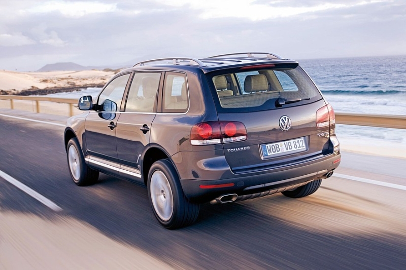 Выбираем кроссовер E-класса с пробегом за 1,5 миллиона: украденные фары и вожделенный 3,5