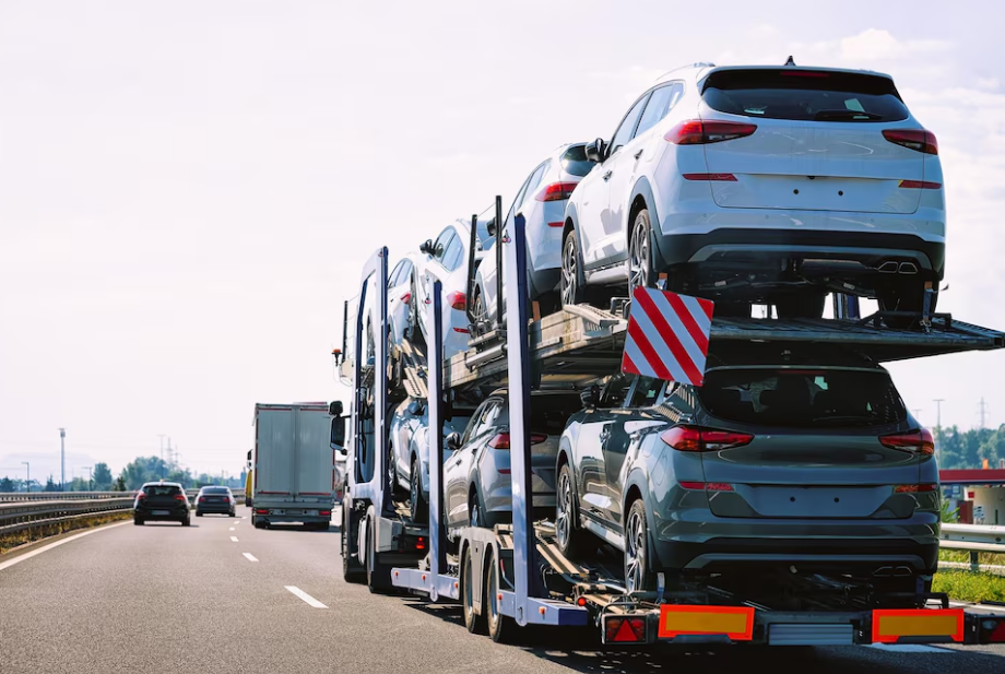 Перевозка машин автовозом из Москвы по России