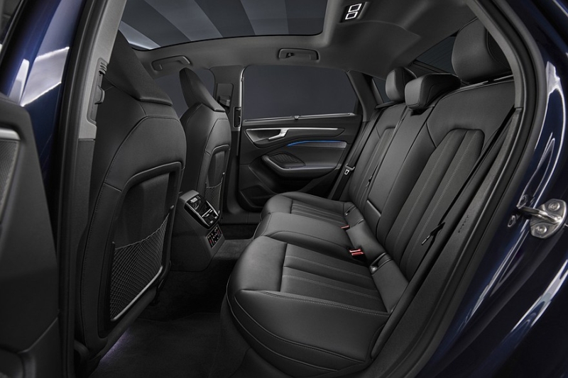 Audi полностью рассекретила седан A6 нового поколения, цена известна