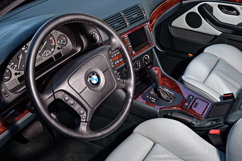 BMW 5 series IV (E39) с пробегом: подвеска за полмиллиона и непобедимый масложор