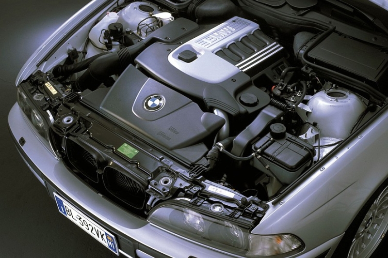 BMW 5 series IV (E39) с пробегом: подвеска за полмиллиона и непобедимый масложор