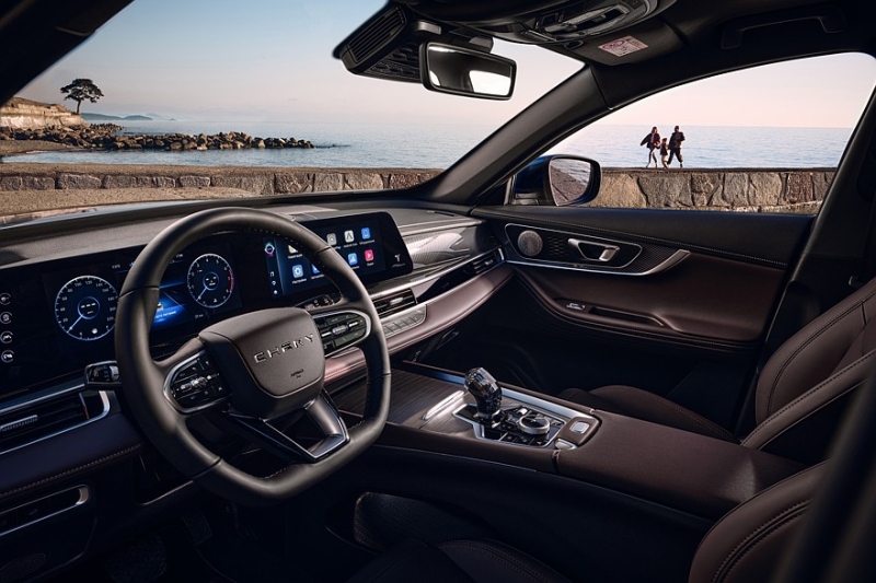 Chery объявила о старте продаж кроссовера Tiggo 7L в РФ: полный прайс-лист