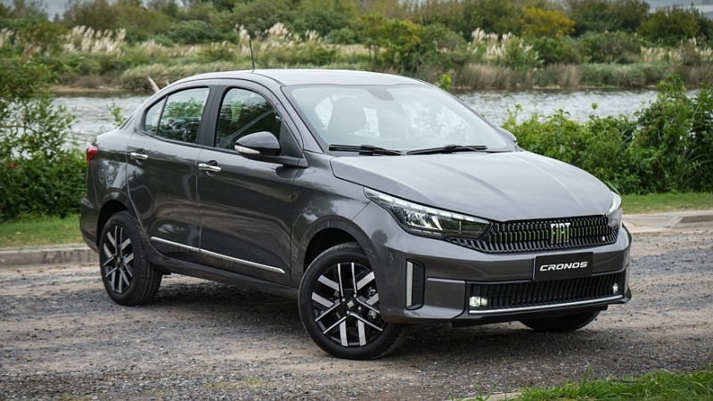 Fiat обновил бюджетный седан Cronos: иной стиль и прежняя техника