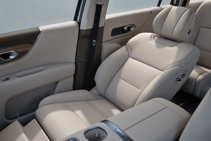 Флагманский кроссовер GAC: рассекречен трёхрядный Trumpchi S9