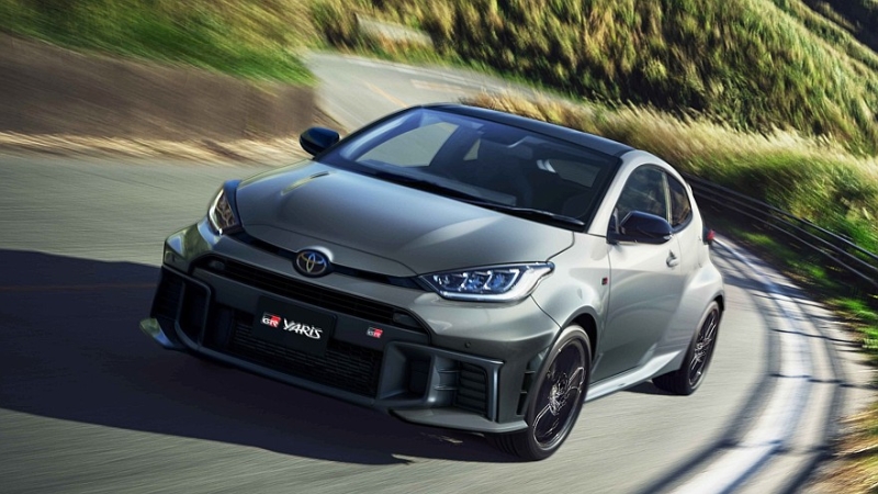 Хот-хэтч Toyota GR Yaris опять обновлён: усиленное шасси и новый аэродинамический обвес