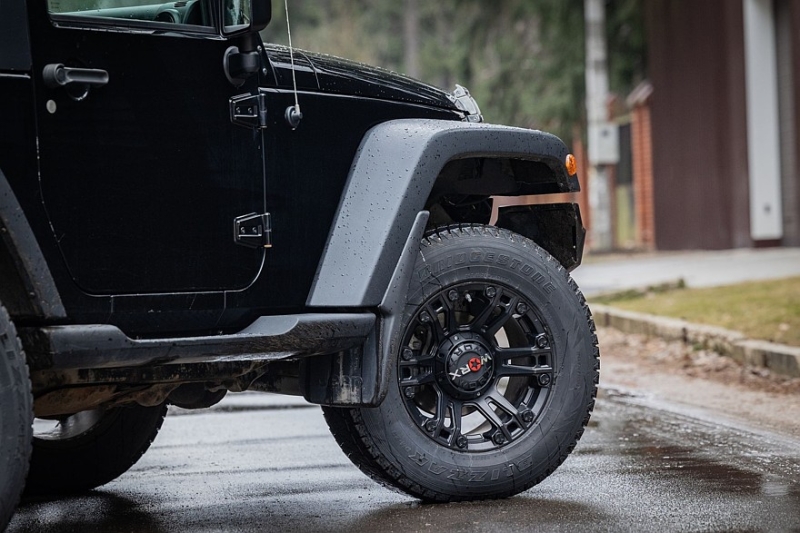 Jeep Wrangler III JK с пробегом: непривычная коррозия и грубый, но выносливый салон