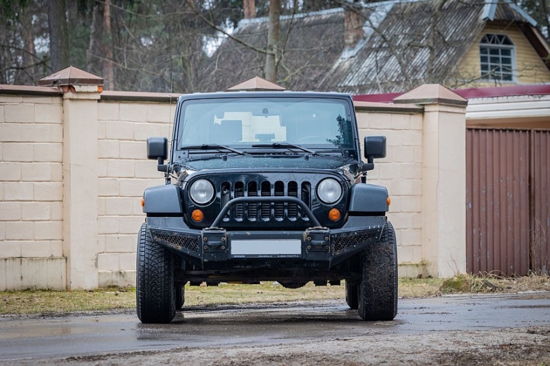 Jeep Wrangler III JK с пробегом: непривычная коррозия и грубый, но выносливый салон