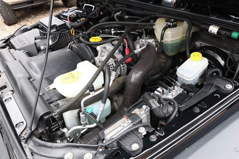 Jeep Wrangler III JK с пробегом: непривычная коррозия и грубый, но выносливый салон