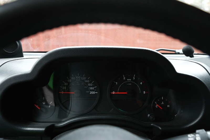 Jeep Wrangler III JK с пробегом: непривычная коррозия и грубый, но выносливый салон