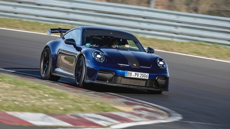 Porsche 911 GT3 стал самым быстрым спорткаром с МКП на Нюрбургринге