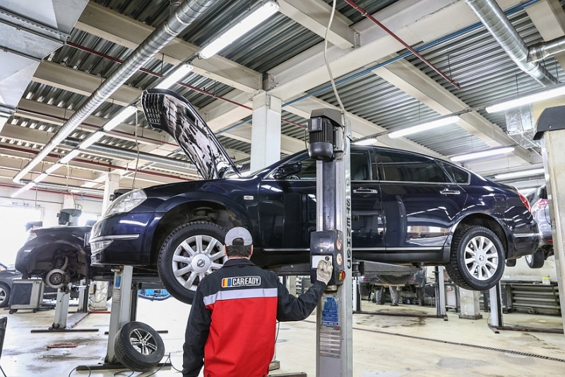 Течь масла и дюжина владельцев: ремонт и обслуживание Nissan Teana I (J31)