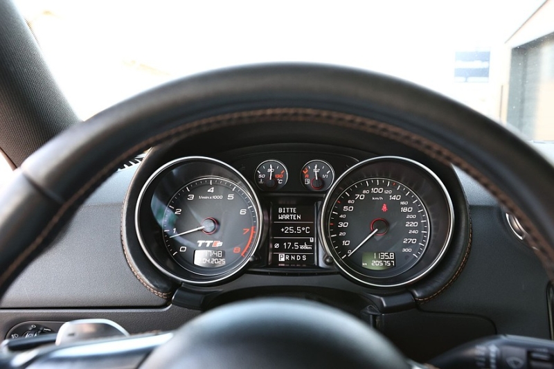 Audi TT II (8J) с пробегом: пирог из стали и алюминия и проблемы безрамочных дверей