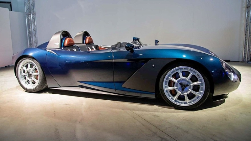 Automobili Mignatta Rina: аналоговая баркетта из Италии с мощным атмосферным V8