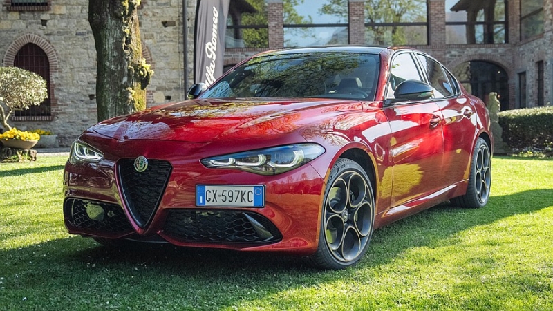 Дебют и старт производства новых Alfa Romeo Stelvio и Giulia могут отложить
