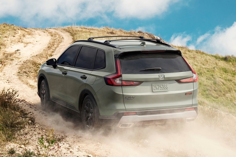 Кроссовер Honda CR-V обрёл «внедорожную» версию TrailSport, есть и другие обновки