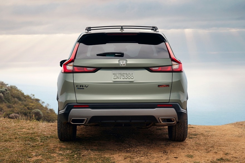 Кроссовер Honda CR-V обрёл «внедорожную» версию TrailSport, есть и другие обновки