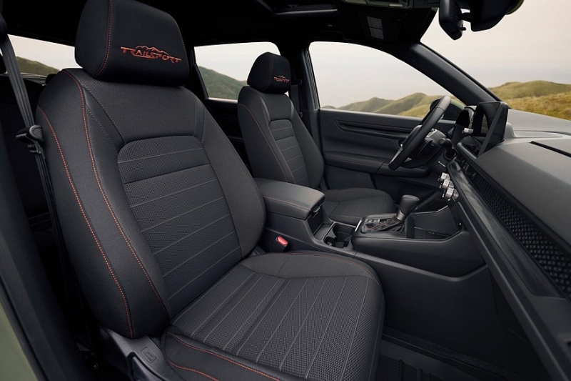 Кроссовер Honda CR-V обрёл «внедорожную» версию TrailSport, есть и другие обновки