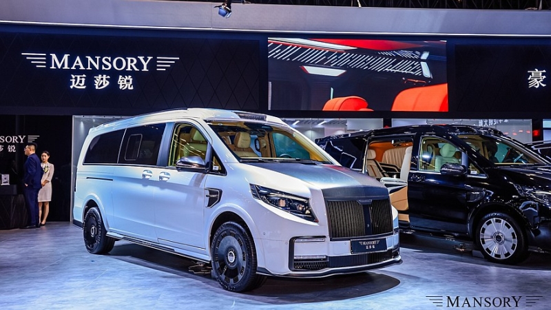 Круче Майбаха: Mansory превратила Mercedes-Benz V-класса в Rolls-Royce