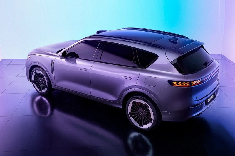 Обновлённый премиум-кроссовер Voyah Free: рассекречен интерьер