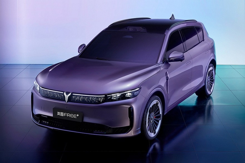 Салон обновлённого кроссовера Voyah Free показали на свежих официальных кадрах