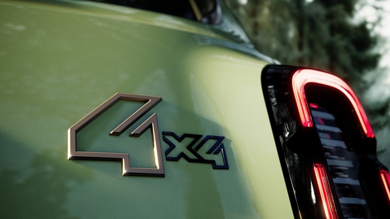 У Renault 4 может появиться версия с полным приводом и увеличенным дорожным просветом