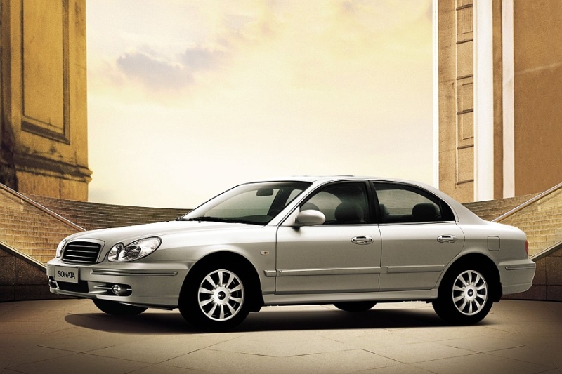 Выбираем седан D-класса с пробегом за миллион рублей: почти премиум и императорское качество