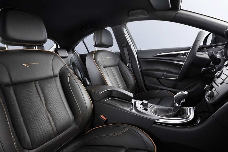 Выбираем седан D-класса с пробегом за миллион рублей: почти премиум и императорское качество