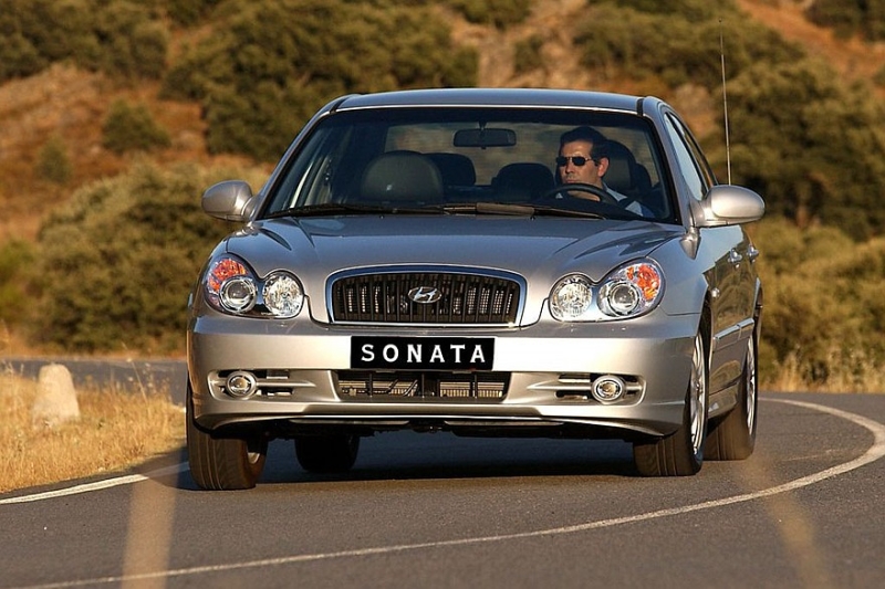 Выбираем седан D-класса с пробегом за миллион рублей: почти премиум и императорское качество