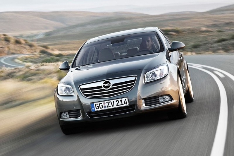 Выбираем седан D-класса с пробегом за миллион рублей: почти премиум и императорское качество