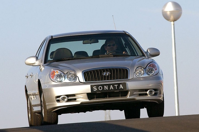 Выбираем седан D-класса с пробегом за миллион рублей: почти премиум и императорское качество