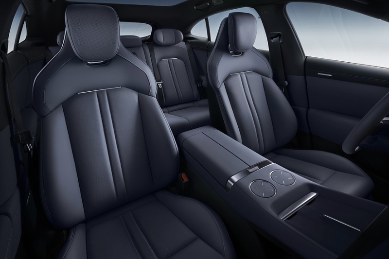 Xiaomi YU7 полностью рассекречен: внешность под Ferrari Purosangue и три варианта техники