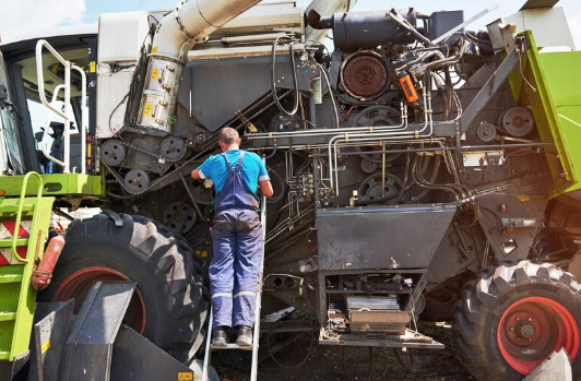 Типичные ошибки при замене тракторных запчастей: как не испортить технику
