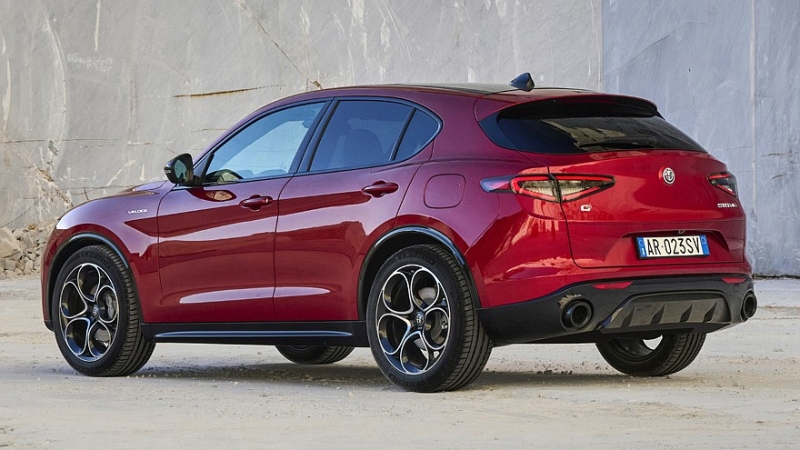 Alfa Romeo Stelvio второго поколения: новые изображения
